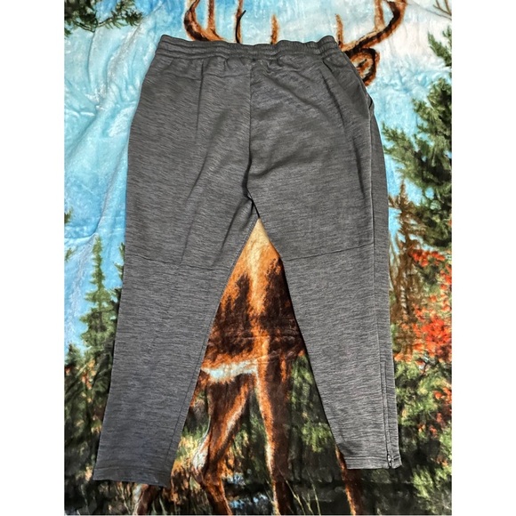 Adidas sweatpants - Picture 2 of 4